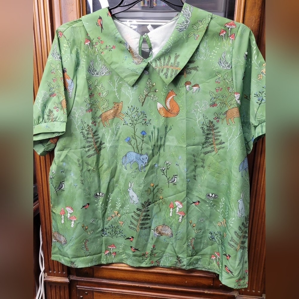 Green Forest Animal Print Short Sleeve Collared Blouse XXL